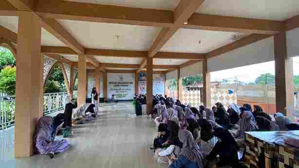 Implementasi Program Pesantren Ramadhan Dalam Upaya Pembentukan Karakter Siswa
